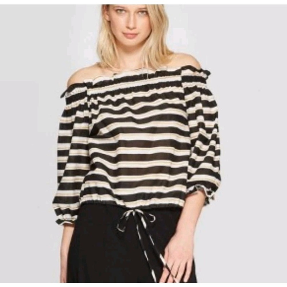 Who What Wear Women's M Peasant Top 3/4 Sleeve Off the Shoulder Black White